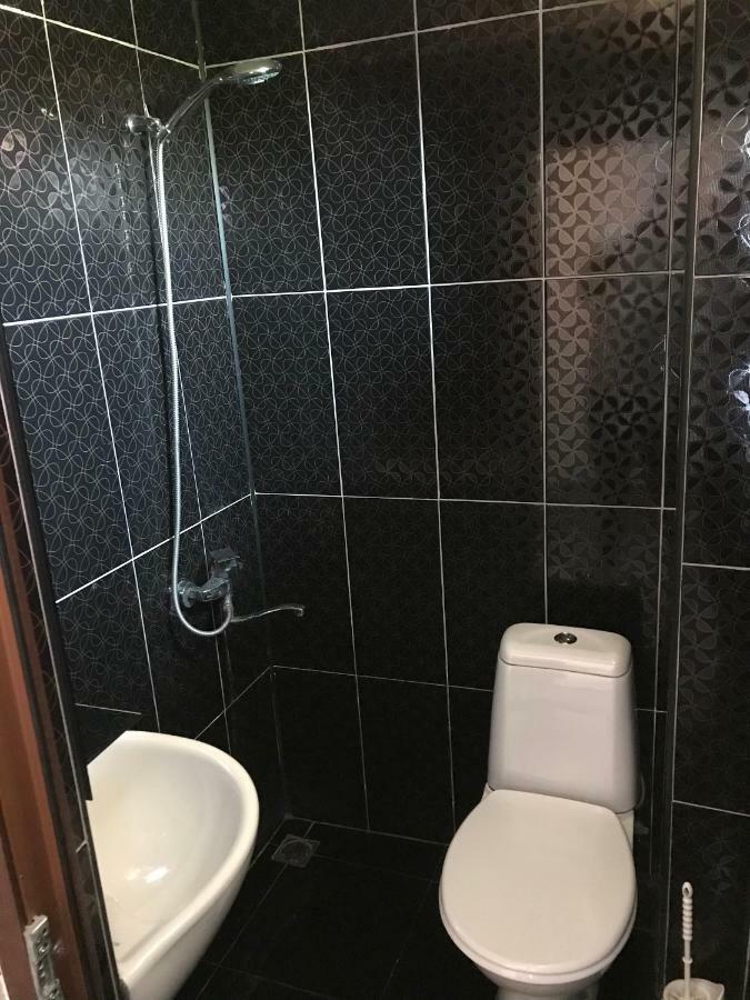 Guest House Chexovi 24 Kobuleti Bagian luar foto