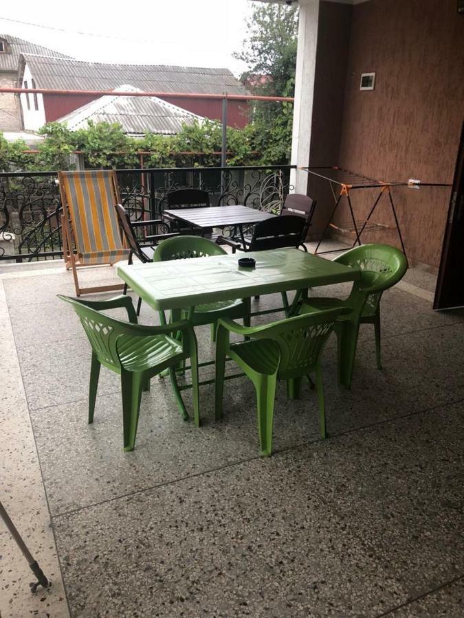 Guest House Chexovi 24 Kobuleti Bagian luar foto