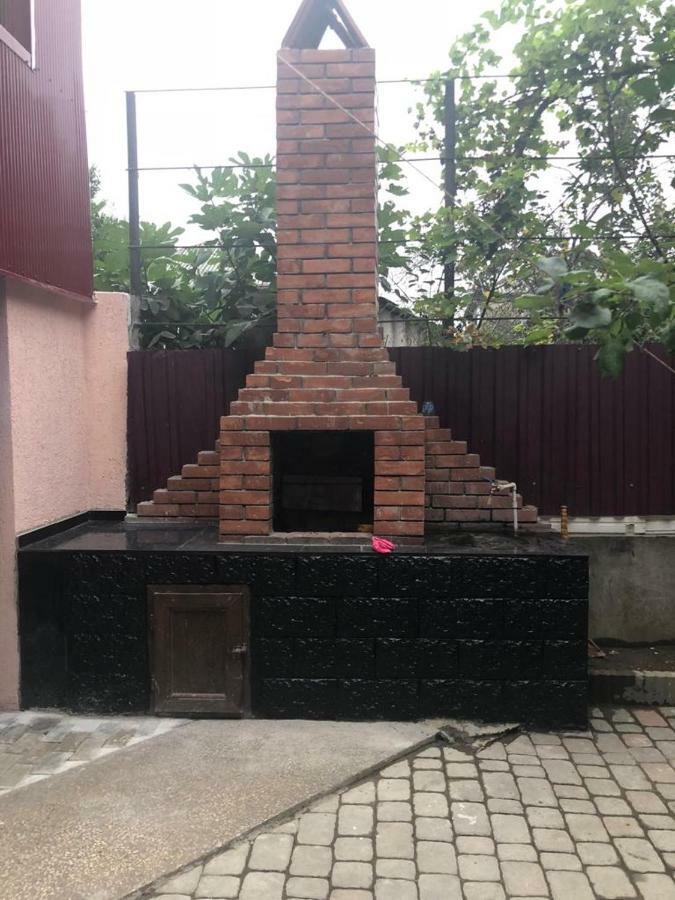 Guest House Chexovi 24 Kobuleti Bagian luar foto